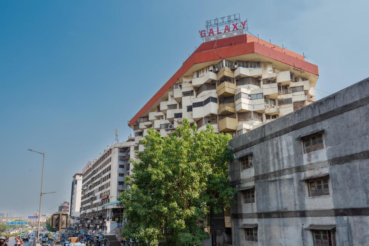 Hotel Galaxy Opp Surat Railway Station Ngoại thất bức ảnh