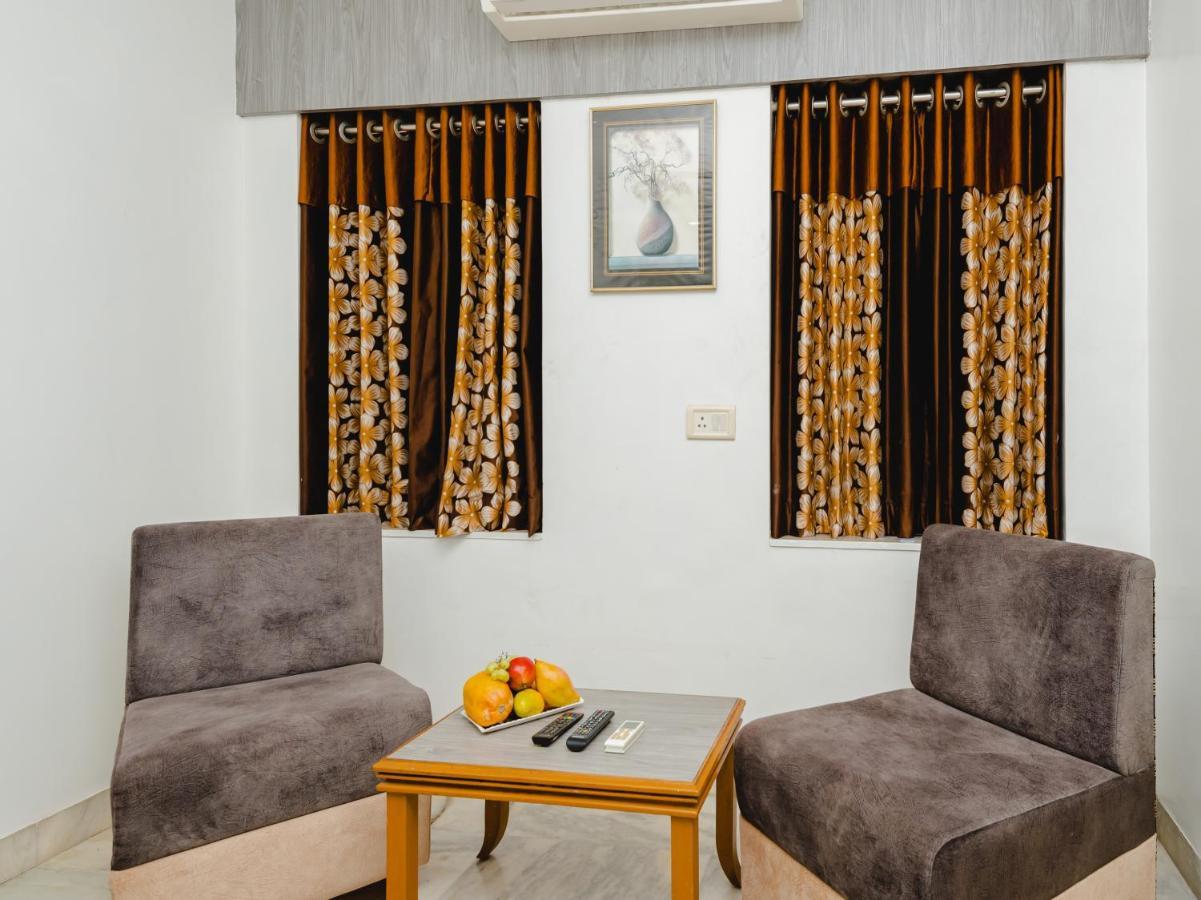 Hotel Galaxy Opp Surat Railway Station Ngoại thất bức ảnh